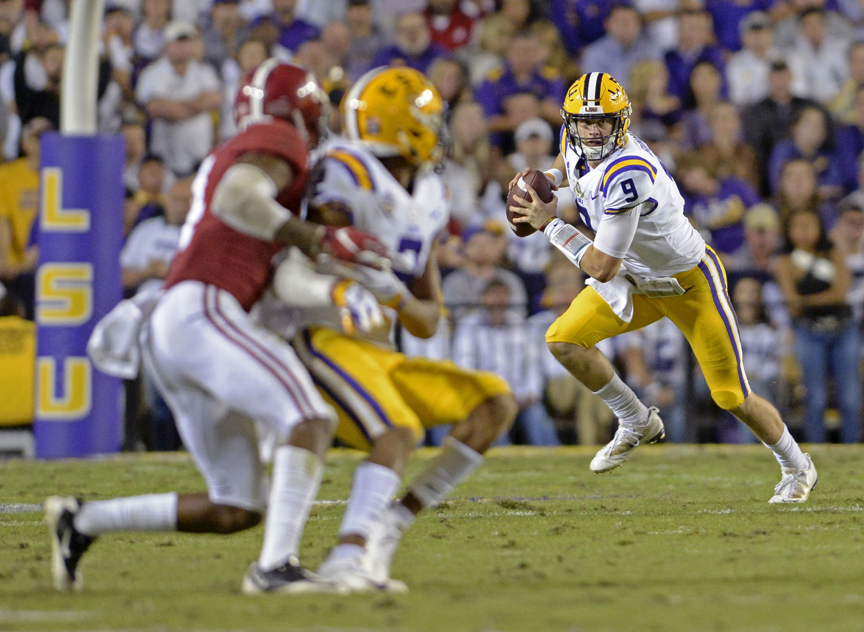lsualabamafootball1521.110418 bf